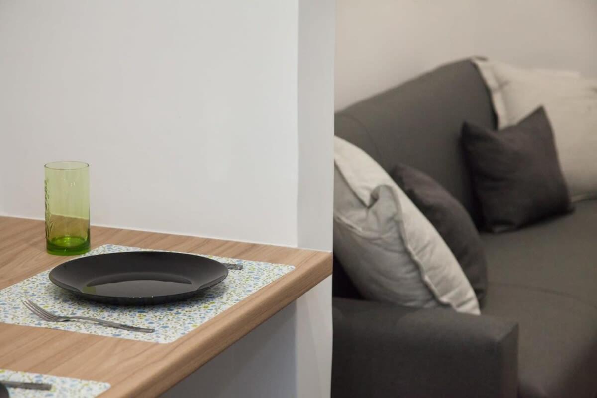 Stylish Brand New Near Megaro Mousikis Apartment