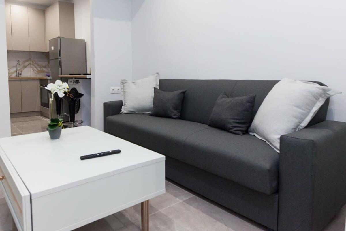 Stylish Brand New Near Megaro Mousikis Athens