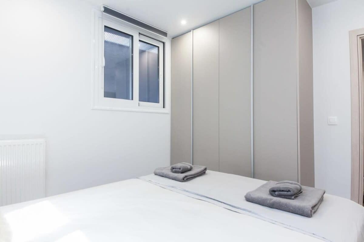 Apartment Stylish Brand New Near Megaro Mousikis *